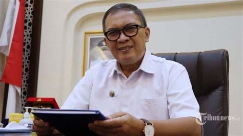 Kabar Duka Wali Kota Bandung Oded M Danial Meninggal Dunia Mendadak Jatuh Saat Salat Jumat