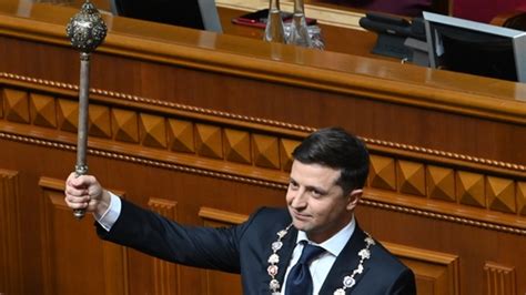 Ukraines New President Zelensky Dissolves Parliament