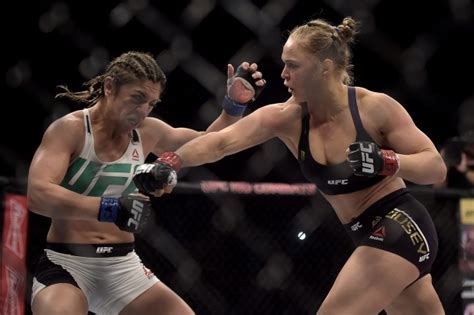 ronda rousey knocks out bethe correia in 34 seconds at ufc 190