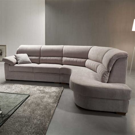 Scegliere il divano per piccoli spazi, miniappartamenti e monolocali. Divano Curvo Piccolo : 40 Modelli di Divani Curvi dal Design Particolare ... : Di un divano ...