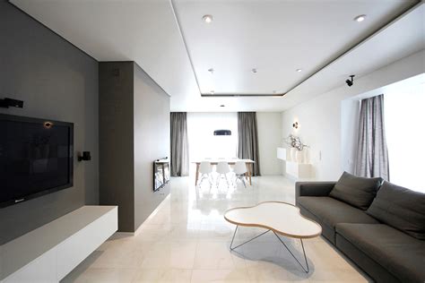 Minimalist living space doesn't mean that it should be cold and dull. The Beauty of Simple: Minimalist Interior with Maximum Style