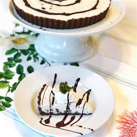 German chocolate ice cream pie with gluten free breyers chocolate ice creamcooking classy. Mint Chocolate Chip Ice Cream Pie: Vegan, Gluten-Free, Refined Sugar-Free and No Bake! - In Good ...