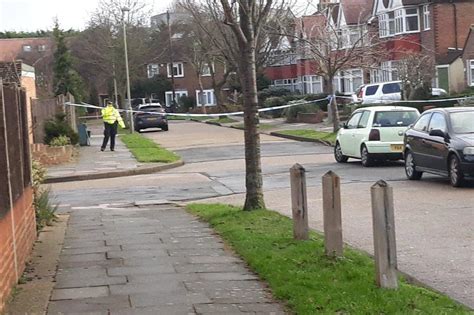 Chislehurst Murder Probe Young Man Dies After Fight On Leafy South East London Street London