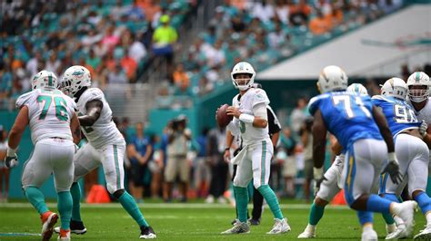 Fue fundada por el expresidente eduardo santos montejo, el 1° de febrero de 1956. Opinión: Apreciemos el vaso medio lleno en Miami