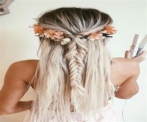 Another problem is when you are too busy to make a perfect hairstyle but need to. Top 7 Easy Hairstyles to do at Home