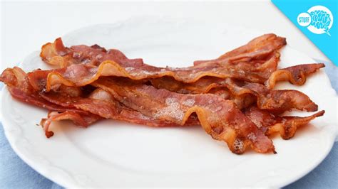 Why Is Bacon Considered A Breakfast Food? - YouTube