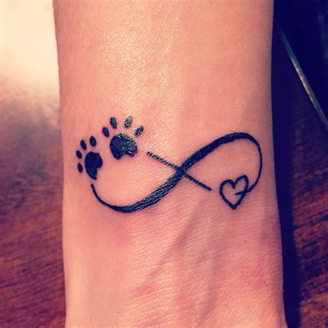Paw print tattoo to keep your pet closer! | Pets Nurturing