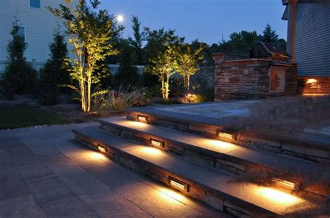 12 Outdoor Romantic Step Lighting Ideas For Bringing Light