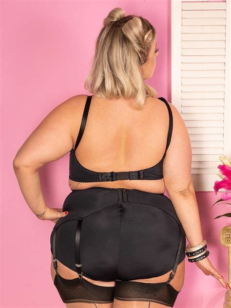 Shop The Best 6 Strap Suspender Belts At What Katie Did What Katie Did Ltd