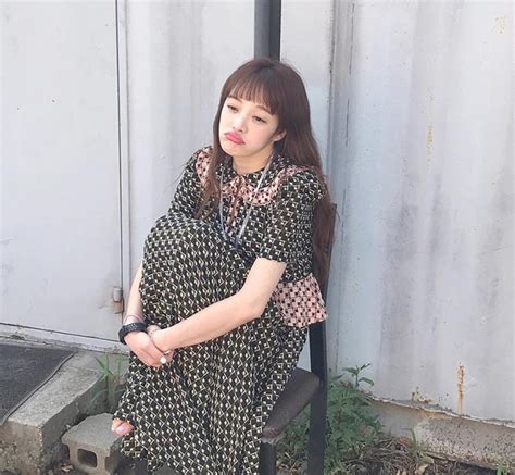 '차현우 ♥' 황보라, 무더위에도 빛나는 상큼함…'뾰루퉁한 ...