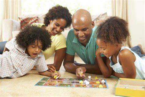 12 Ideias De Jogos De Tabuleiro Para Presentear Ou Jogar Com A Família