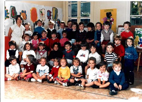 Photo De Classe Moyenne Section De 1984 ECOLE NOTRE DAME DE VALBENOITE