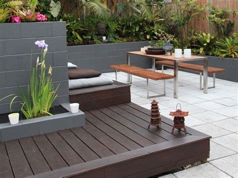 Cinder blocks could be used in your garden to create raised bed, bench or any decoration. Resene Gravel used to paint a concrete retaining wall with ...
