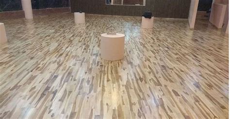 Terdapat banyak sekali jenis kayu yang bisa digunakan mulai dari kayu jati, merbau, sonokeling dan masih banyak. Harga Parket Jati Belanda Murah Paling Cari Di Indonesia ...