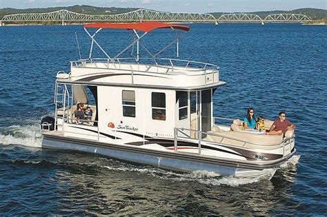 Vocm 650 am gander is a newcap station and one of the siblings of vocm network. Party Cruiser 32 Pontoon Boat by Sun Tracker | Boat Review ...