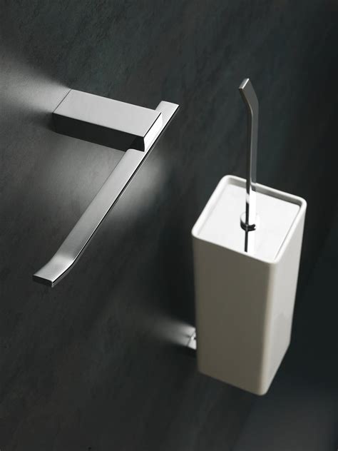 Gli accessori per il bagno rendono più funzionale e piacevoleil bagno.