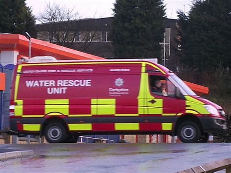 derbyshire fire and rescue service derbyshire water rescue… flickr