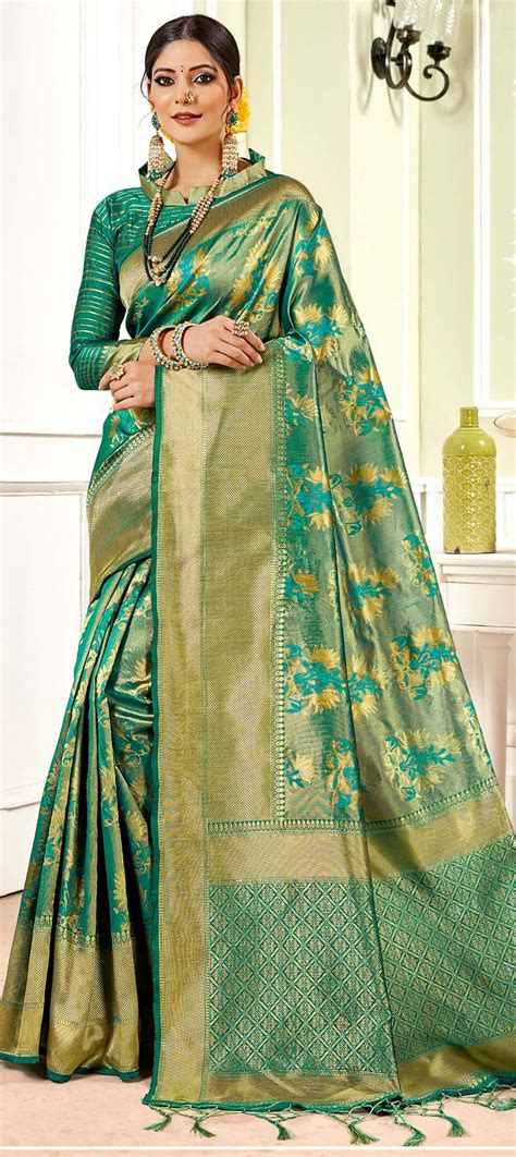 Bollywood Traditional Green Color Kanjeevaram Silk Silk Fabric Saree