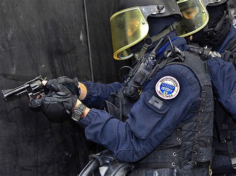 Frances Elite Gign Counter Terror Unit Still Has A Cult Like Affinity