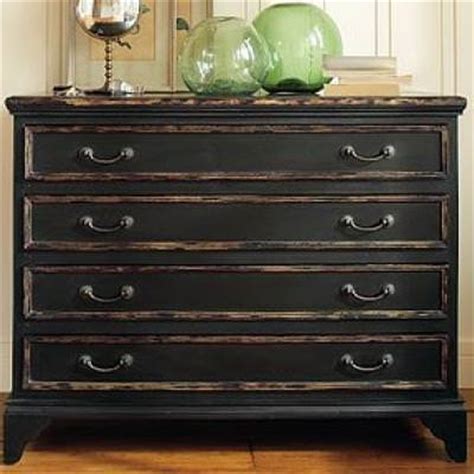 It consists of comforter, shams, pillow cases and more. How to Achieve a Black Distressed Finish {paint furniture ...