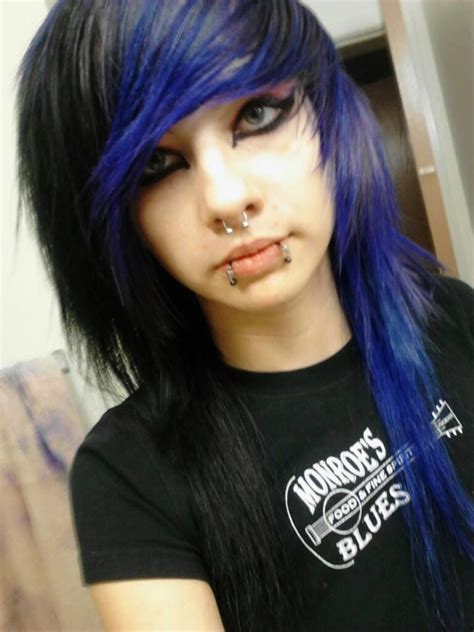 emo hair don t really like the piercings but love her hair scene haircuts emo haircuts