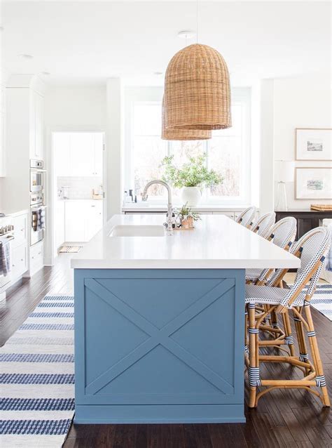 I must have been drunk when i decided that was a good idea. 17 Coastal Kitchen Decor Ideas for a Beach Home