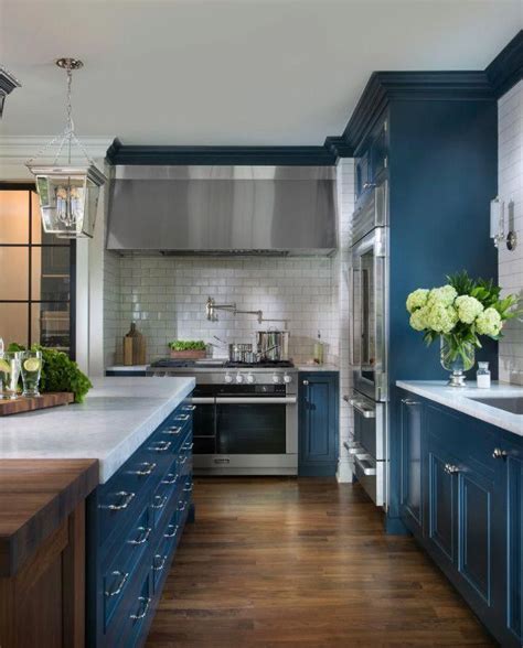 «perimeter cabinets in kelly moore swiss coffee & island in benjamin moore midnight blue 1638…» Navy Blue Kitchen Cabinet Benjamin Moore Blue Note Paint ...