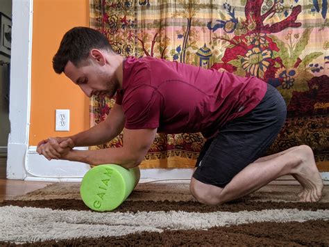 Foam Roll To Get Rid Of Knots And Move Better Rfitnessforgamers