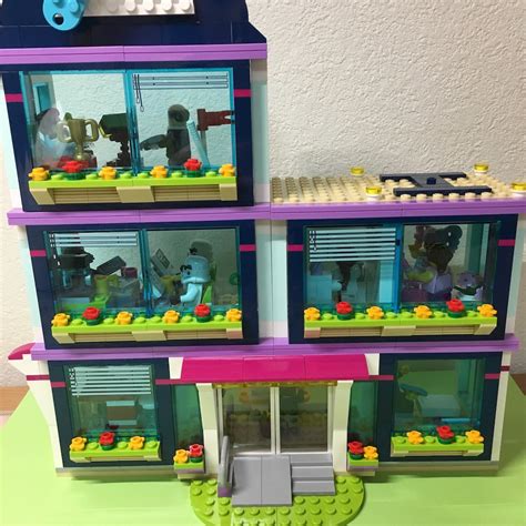 動物・野生生物 建物・都市 背景・テクスチャ ビジネス・金融 教育 食べ物・飲. ハートレイクシティの病院をオフィスにカスタマイズ ...