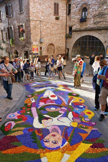 Infiorata Di Spello Spello Flowers Carpets Festival Flower Festival
