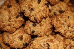 I'm jamaican and we used to make this all the. Oatmeal Rock Buns | Rock buns, Coconut buns, Apple cookies recipes