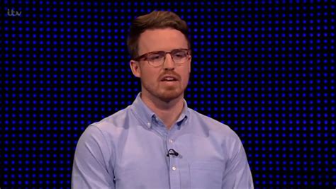 Itv The Chase Viewers Swoon Over Hot Contestant Daily Star