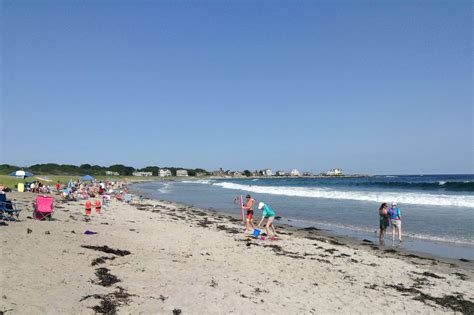 The Maine Coasts Most Beautiful Beach Is At Biddeford Pool