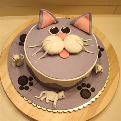 By darcy lenz and darcy lenz. How to make a Birthday Cake for Cats : Easy Recipe