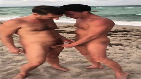 Nude On The Beach Eporner
