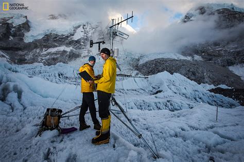 Expedition Installs Highest Weather Stations On Earth Atop Mount
