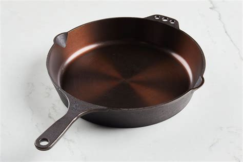 The 10 Best Cast Iron Skillets From Lodge To Victoria To Stargazer