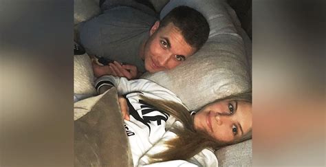 Genie Bouchard Is Still Hanging Out With That Super Bowl Bet Guy Offside