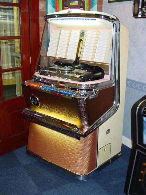 Ami Jukeboxes From The Jukebox Showroom Jukebox Jukeboxes Vintage Box