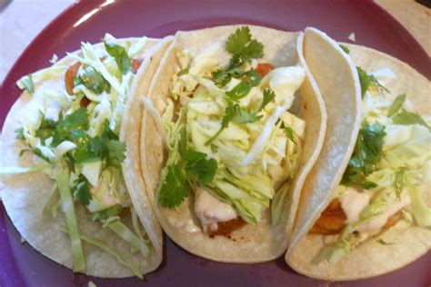 Jen Loves Life Fish Tacos With Chipotle White Sauce