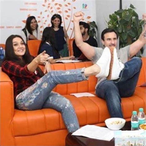 Ipl 2017 Saif Ali Khan Preity Zinta Watch Match Together Give Us A