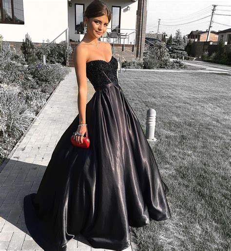 Beaded Bodice Sweetheart Satin Evening Dress Lace Corset Ball Gowns Prom Dresses Black