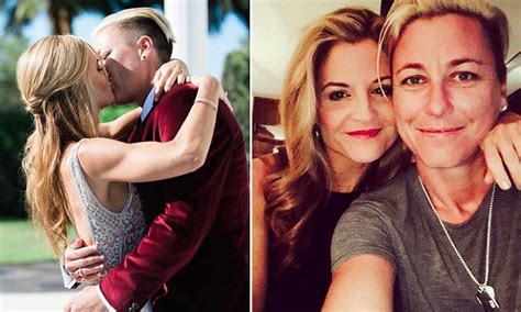 Retired Soccer Star Abby Wambach Marries Christian Blogger Daily Mail Online