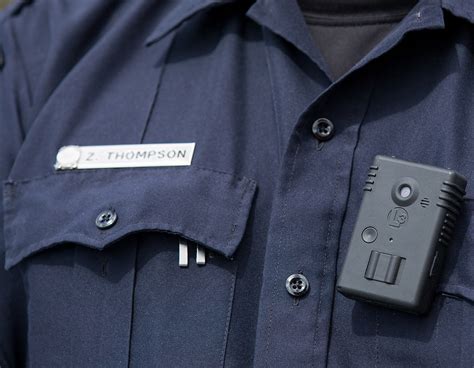 City Offers To Pay Nypd Officers More For Wearing Body Cameras Law Officer