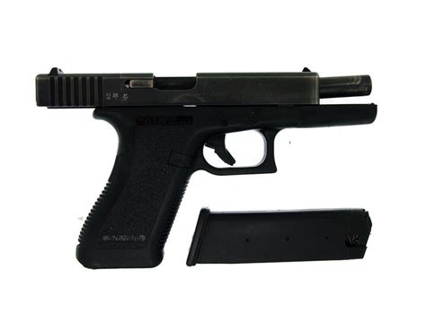 Deactivated Glock 17 Gen 2 Pistol Colchester Militaria