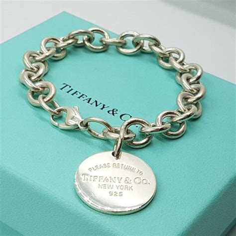 Tiffany And Co Please Return To Tiffany And Co 925 Sterling Silver Round