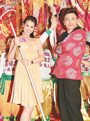 In the latest twist of bosco wong (黃宗澤) and myolie wu's (胡杏兒) breakup story, ming pao weekly reported that myolie allegedly has a new love interest, eric huang (黃少祺), and is eager to resume her single status! 黃宗澤：個心唔舒服 - 東方日報
