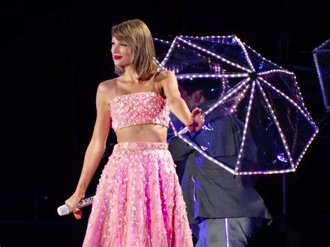 Taylor Swift Dress Taylor Swift Facts Taylor Swift Concert Taylor Swift 1989 Taylor Swift