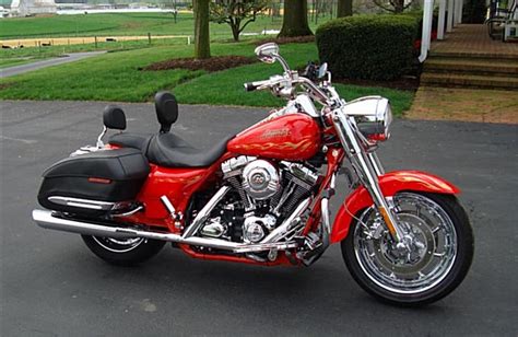 What size bike tyre do i need? 2007 Harley-Davidson FLHRSE Screamin' Eagle Road King pic ...