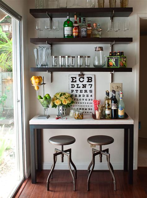 12 Ways To Store And Display Your Home Bar Bares En Casa Pequeños